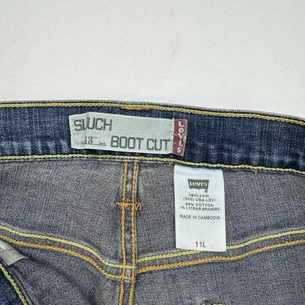 Levis Jeans Women's Suuch Boot Cut Low Rise‎ 32X33 3 Button Close 11L